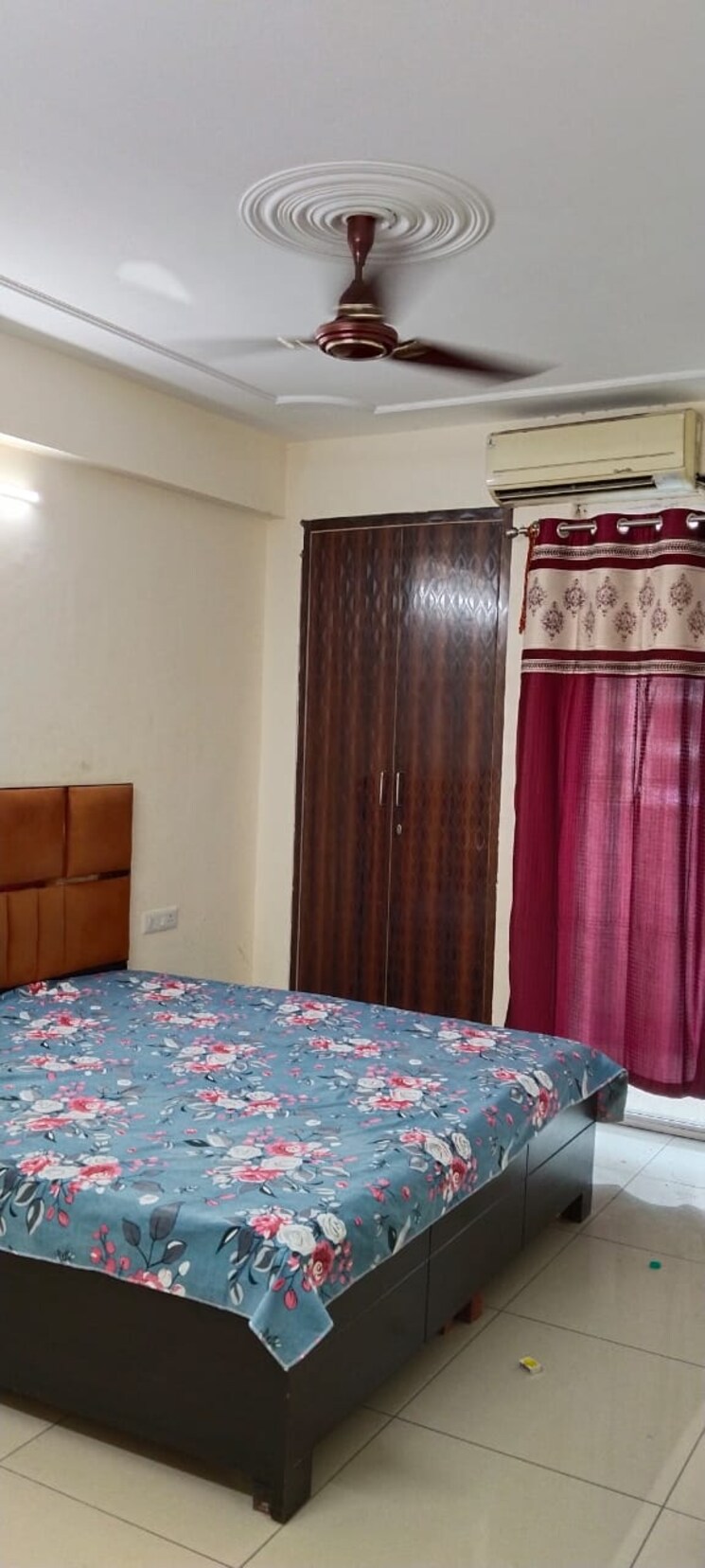 Bedroom, svp-gulmohur-garden-phase-2 3 Bedroom 1290 Sq.Ft. Apartment In Raj Nagar Extension Ghaziabad 9659329
