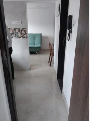 Building Lobby in 1 BHK Builder Floor at Kandivali East – for Rent