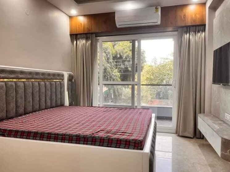 Bedroom, palam-vihar-residents-association 3 Bedroom 2050 Sq.Ft. Apartment In Palam Vihar Gurgaon 9659328