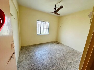 Room in 1 BHK Apartment at Sun City – for Sale