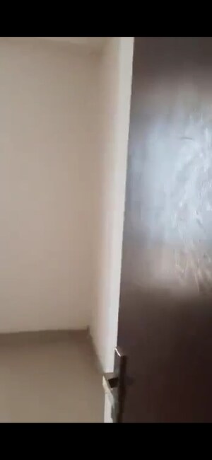 Room in 3 BHK Apartment at Supertech Ecovillage I, Sector 1 Greater Noida – for Rent