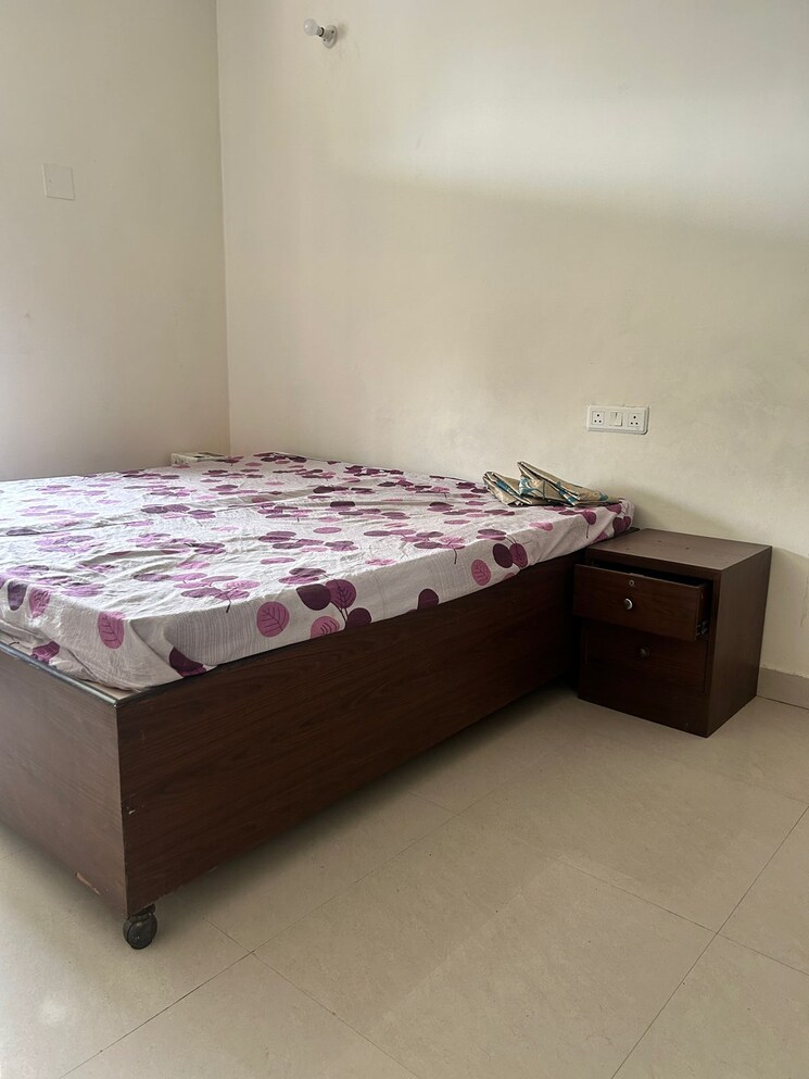 Bedroom, ansal-sushant-apartments 4 Bedroom 2500 Sq.Ft. Builder Floor In Sushant Lok I Gurgaon 9659400