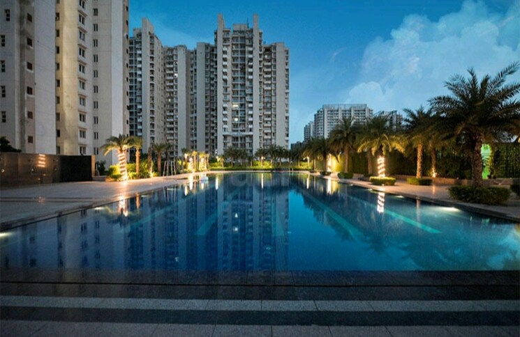 Swimming Pool, bptp-spacio 2 Bedroom 1079 Sq.Ft. Apartment In Sector 37d Gurgaon 9659419