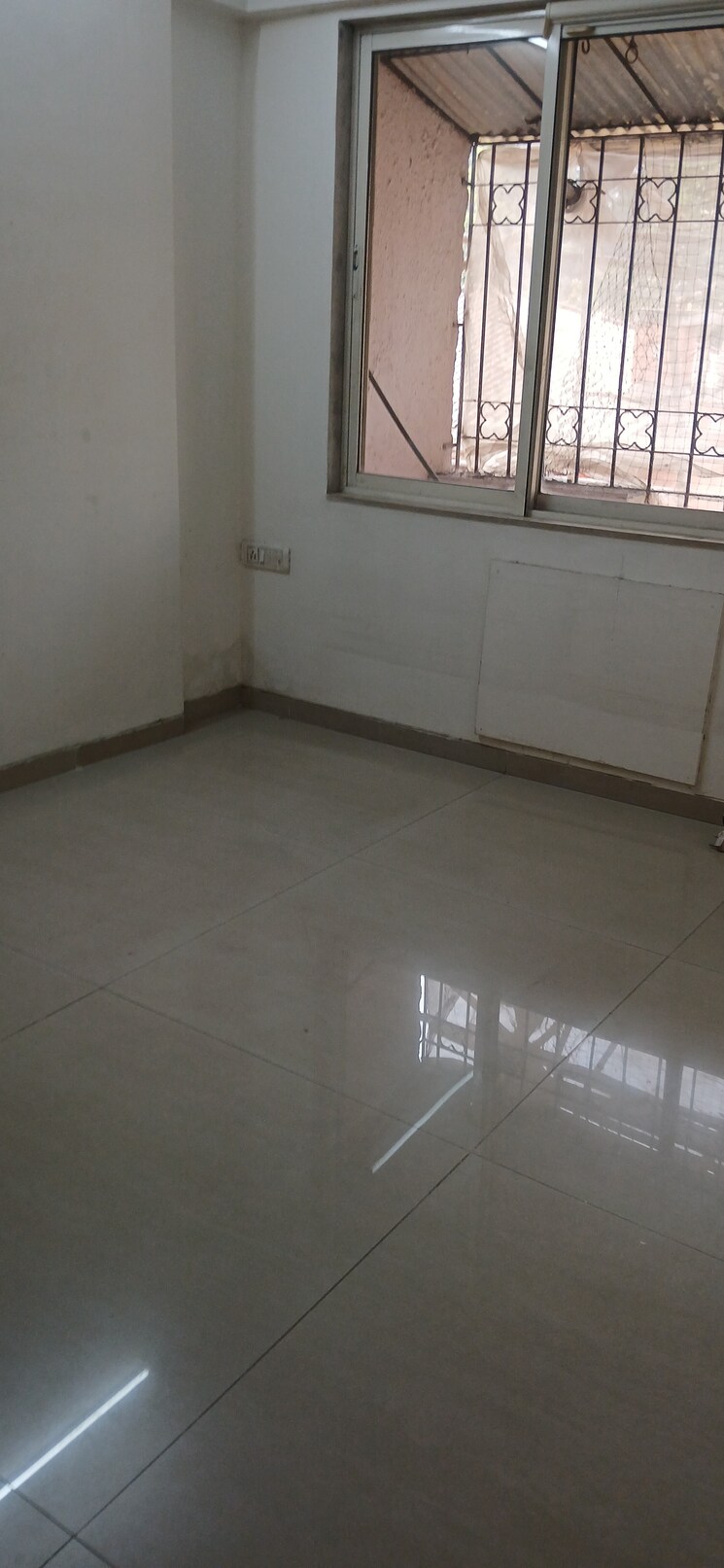 Room, dosti-lotus 3 Bedroom 1245 Sq.Ft. Apartment In Wadala Mumbai 9659409