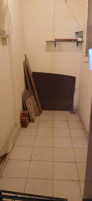 Furnished Amenities in 3 BHK Apartment at Dosti Lotus, Wadala – for Rent