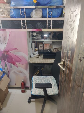 Team Area in 2.5 BHK Apartment at Galaxy North Avenue, Gaur City 1 – for Sale