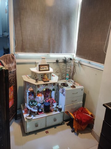 Furnished Amenities in 2.5 BHK Apartment at Galaxy North Avenue, Gaur City 1 – for Sale