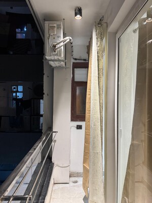 Building Lobby in 2 BHK Builder Floor at Palm Residency Chhatarpur, Chattarpur – for Rent