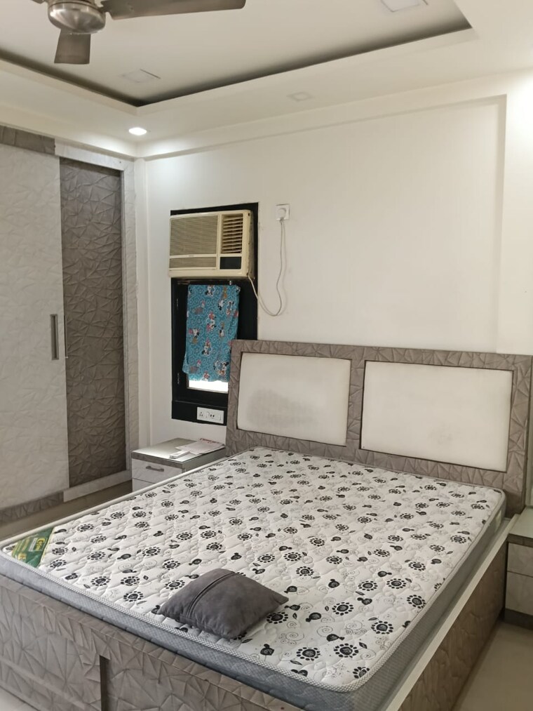 Bedroom, rps-savana 2.5 Bedroom 1400 Sq.Ft. Apartment In Sector 88 Faridabad 9659552