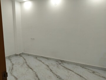 Room in 2 BHK Builder Floor at Govindpuri – for Rent