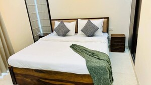 Bedroom in 3 BHK Apartment at Smart World Orchard, Sector 61 – for Rent