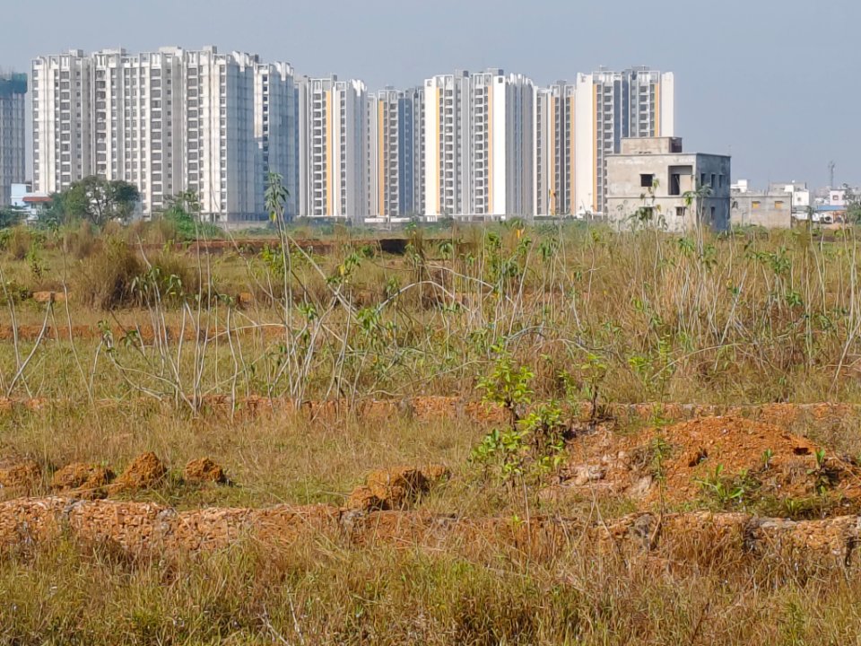 Plot For Sale in Tata Ariana