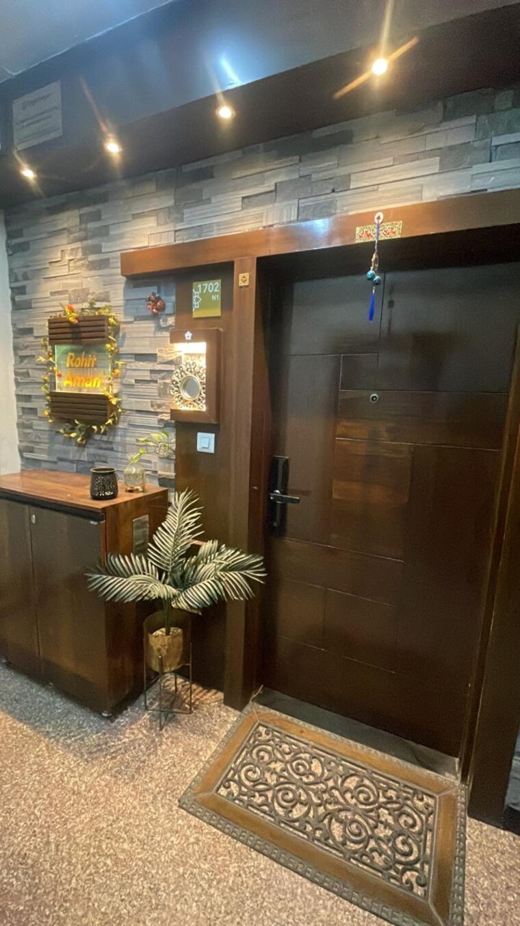 Living Room, omkar-royal-nest 4 Bedroom 3223 Sq.Ft. Penthouse In Tech Zone 4 Greater Noida Greater Noida 9659891