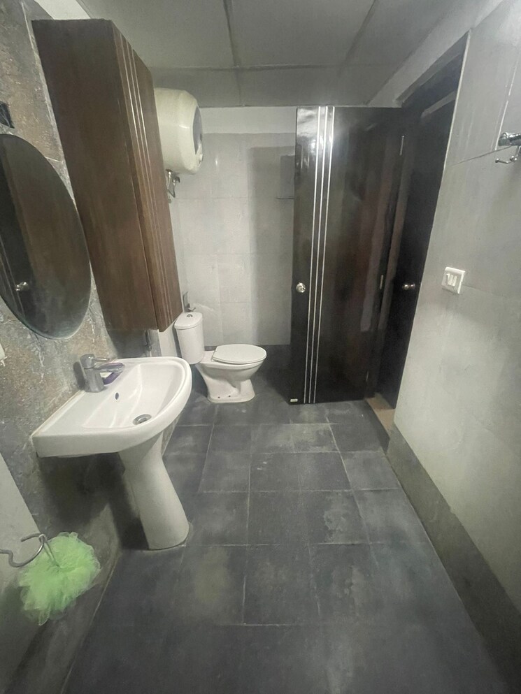 Team Area, omkar-royal-nest 4 Bedroom 3223 Sq.Ft. Penthouse In Tech Zone 4 Greater Noida Greater Noida 9659891