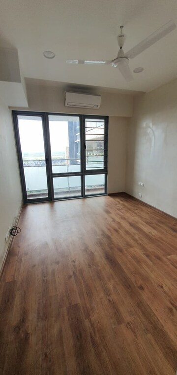 Room in 2 BHK Apartment at Radius Imperial Heights, Goregaon West – for Sale