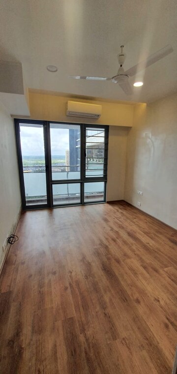 2 BHK Apartment For Sale in Radius Imperial Heights, Goregaon West