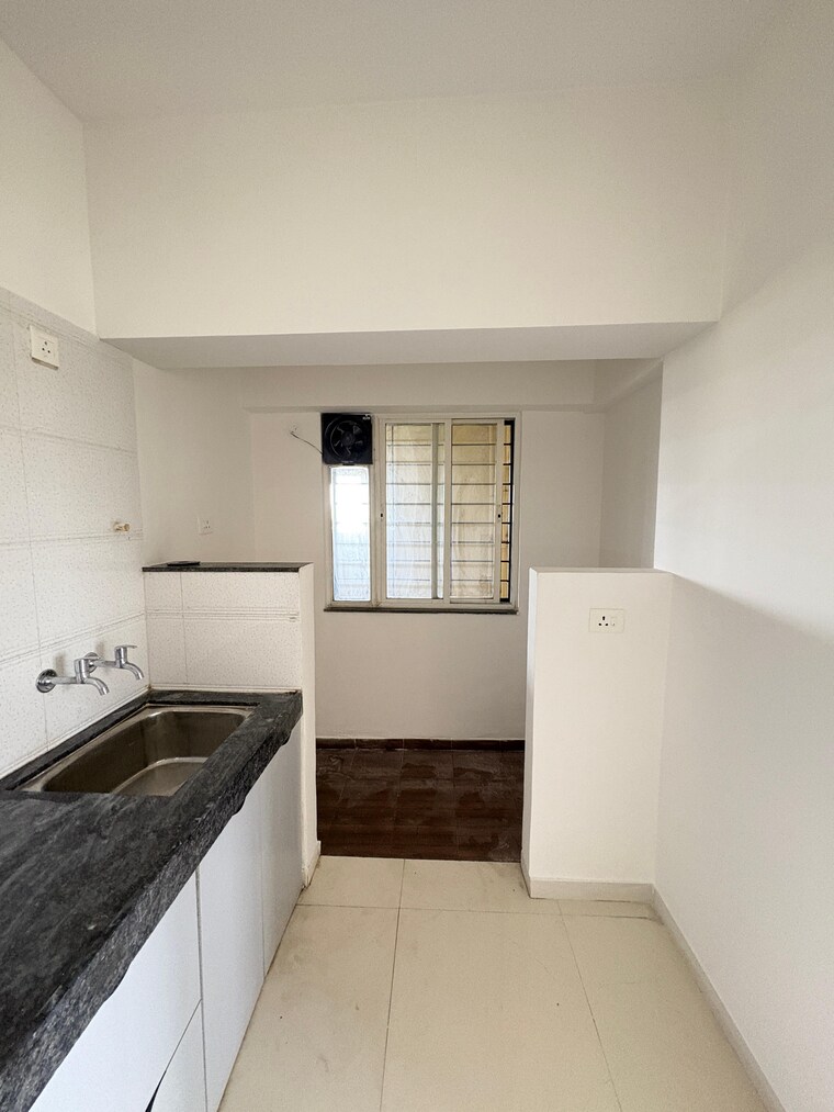 Kitchen, paranjape-schemes-madhukosh 1 Bedroom 630 Sq.Ft. Apartment In Dhayari Pune 9660016