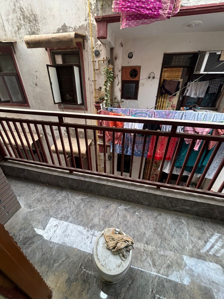 Balcony, palm-residency-chhatarpur 1 Bedroom 500 Sq.Ft. Apartment In Chattarpur Delhi 9660013