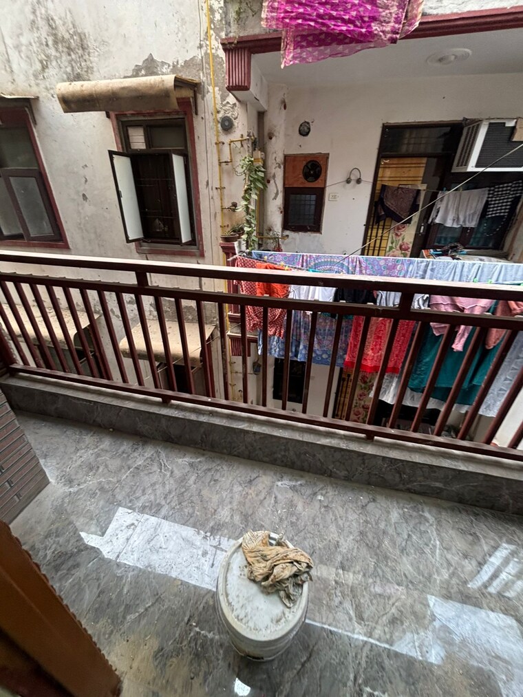 Balcony, palm-residency-chhatarpur 1 Bedroom 500 Sq.Ft. Apartment In Chattarpur Delhi 9660013