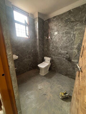 Bathroom in 1 BHK Apartment at Palm Residency Chhatarpur, Chattarpur – for Rent