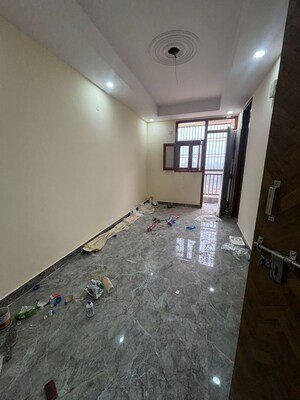 Room in 1 BHK Apartment at Palm Residency Chhatarpur, Chattarpur – for Rent