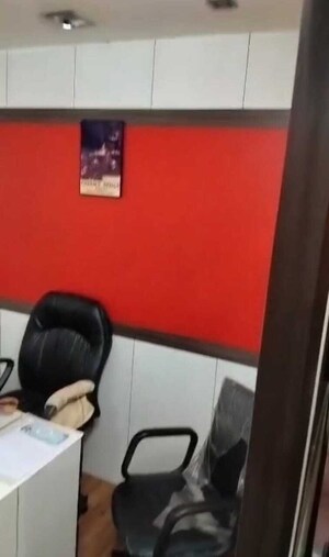  Office Space For Rent in Bbd Bagh