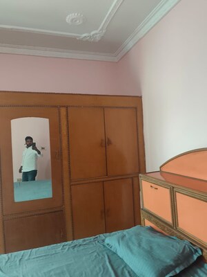  Pg For Rent in Viram Khand