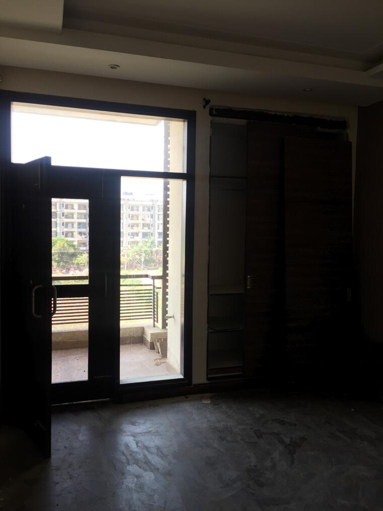Room, pir machalla 3 Bedroom 1850 Sq.Ft. Apartment In Pir Machalla Zirakpur 9660021