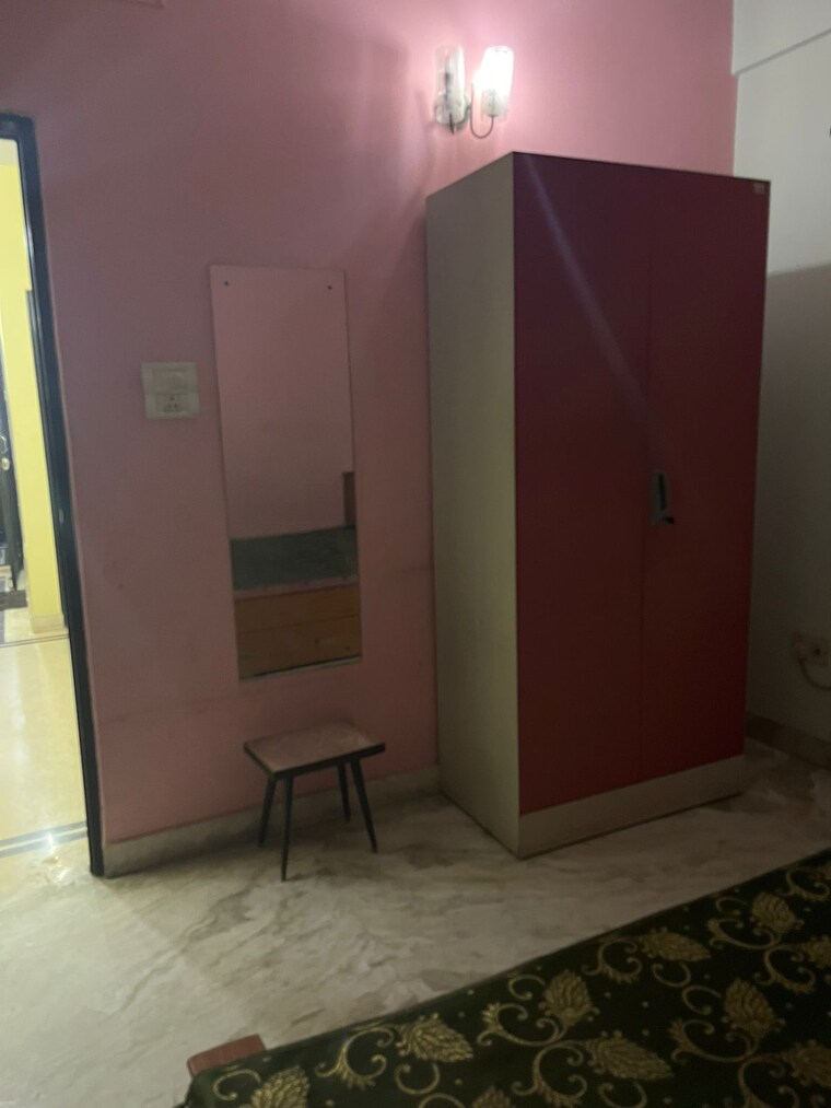 Bathroom, golpark 2 Bedroom 1400 Sq.Ft. Apartment In Golpark Kolkata 9660031