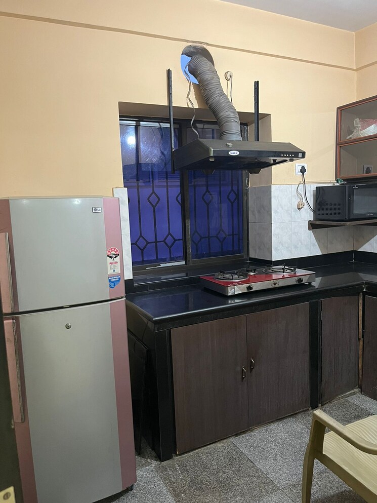 Kitchen, golpark 2 Bedroom 1400 Sq.Ft. Apartment In Golpark Kolkata 9660031