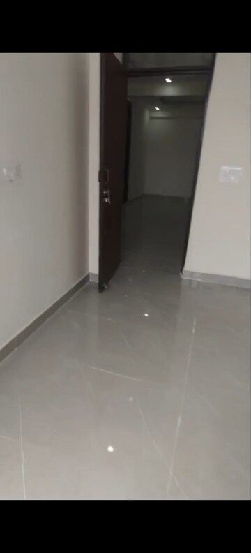 Room in 2 BHK Apartment at Paramount Emotions, Sector 1 Greater Noida – for Sale