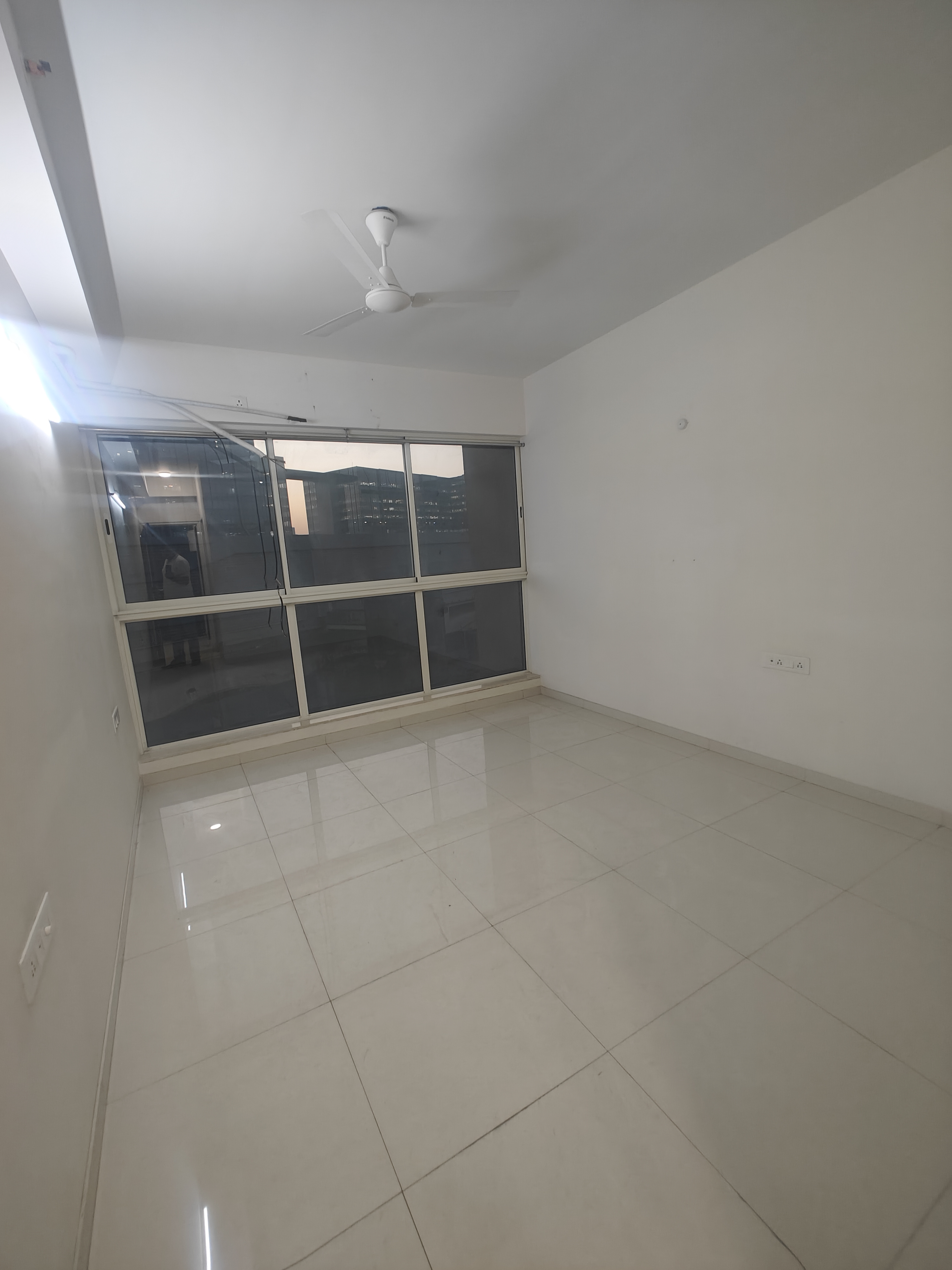 3 BHK 1150 Sq.Ft. Apartment in L & T Seawoods Residences Phase 1 Part A