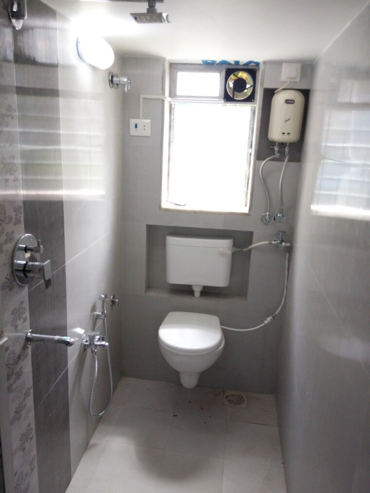 Bathroom, sonal-park-chs 1 Bedroom 450 Sq.Ft. Apartment In Bhayandar East Thane 9660141