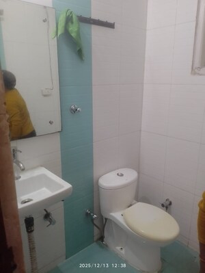 Bathroom in 3 BHK Builder Floor at Sector 40 – for Rent