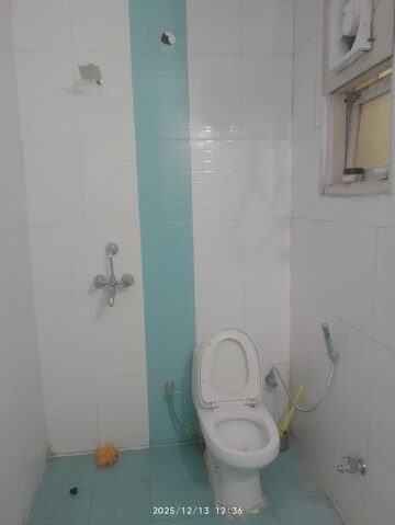 Bathroom in 3 BHK Builder Floor at Sector 40 – for Rent
