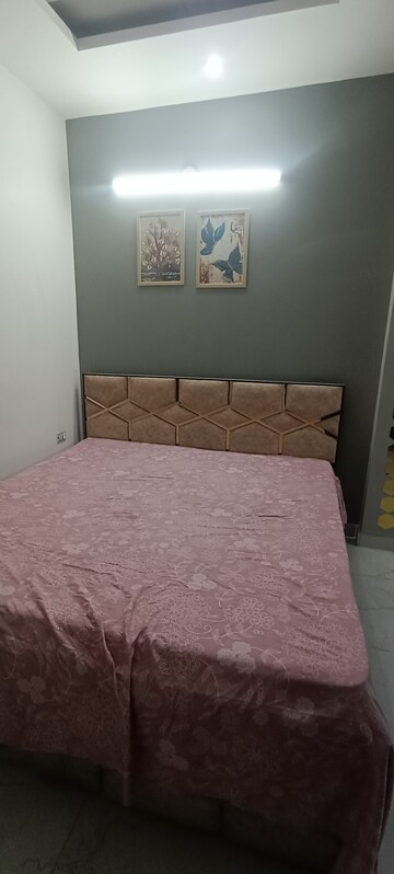 Bedroom in 1 BHK Builder Floor at Sushant Lok 3, Sector 57 – for Rent