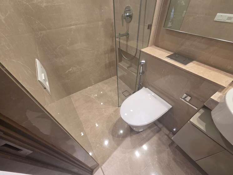 Bathroom, hiranandani-highland 2 Bedroom 594 Sq.Ft. Apartment In Powai Mumbai 9660226