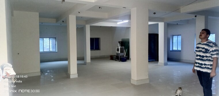 undefined, rishra Commercial Showroom 4000 Sq.Ft. In Rishra Kolkata 9660296