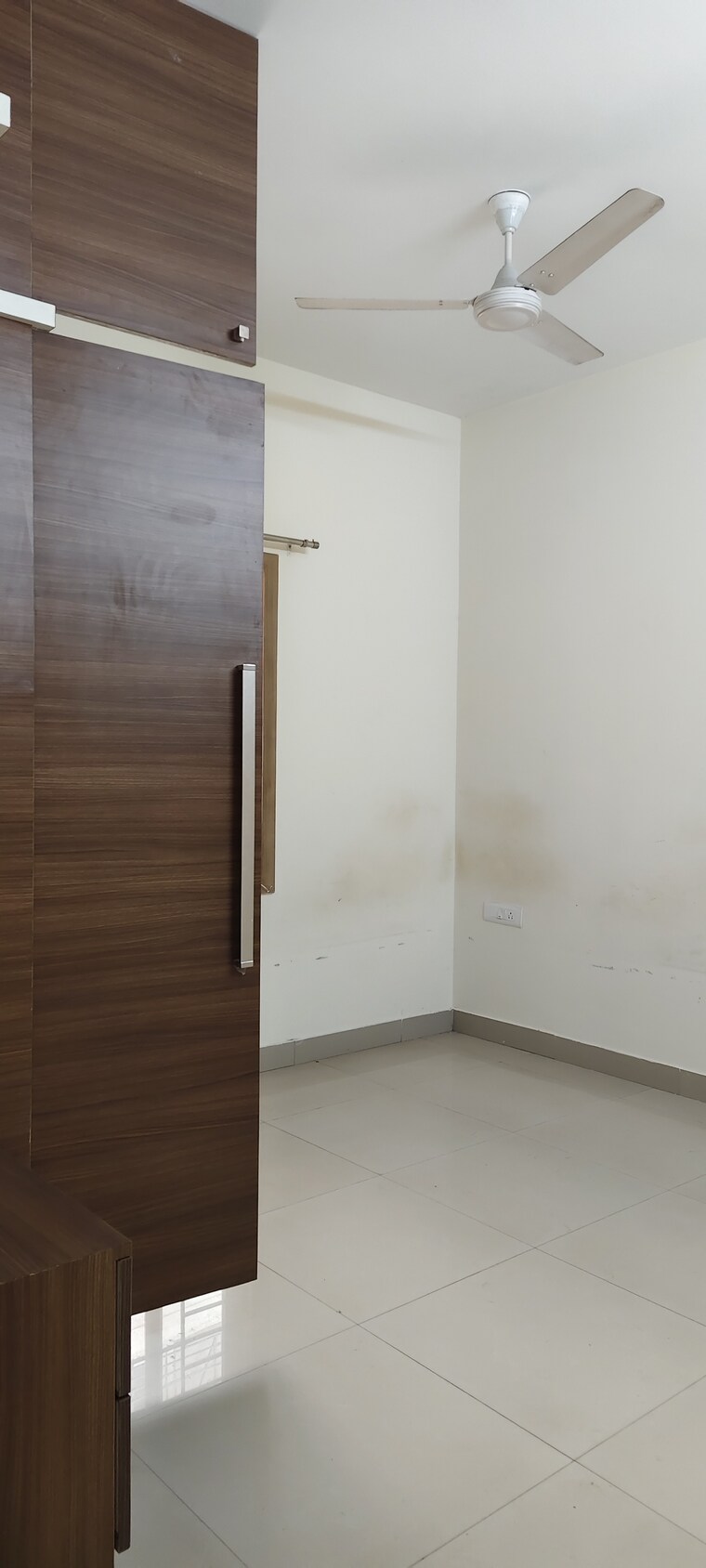 Room, halasuru 2 Bedroom 1200 Sq.Ft. Apartment In Halasuru Bangalore 9660268