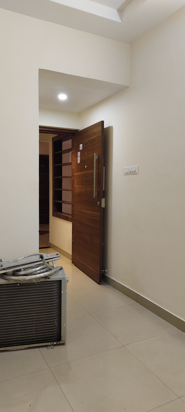 Room, halasuru 2 Bedroom 1200 Sq.Ft. Apartment In Halasuru Bangalore 9660268