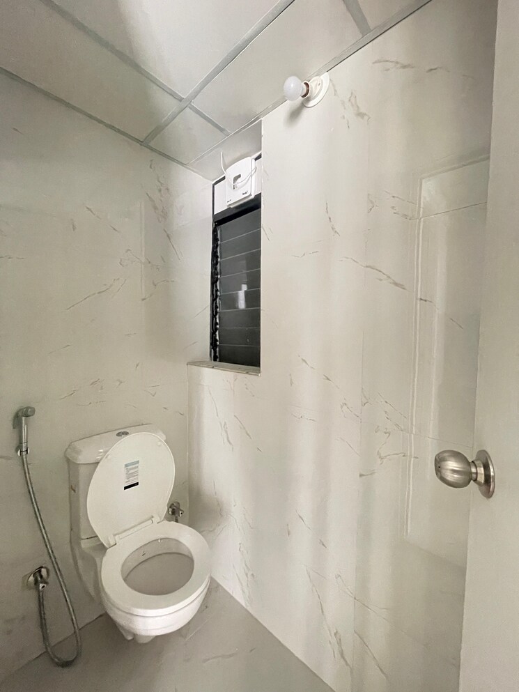 Attached Bathroom, runwal-gardens-phase-i 1 Bedroom 353 Sq.Ft. Apartment In Dombivli East Thane 9660276