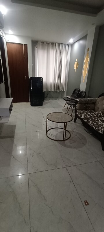 Living Room in 1 BHK Builder Floor at Sushant Lok 3, Sector 57 – for Rent