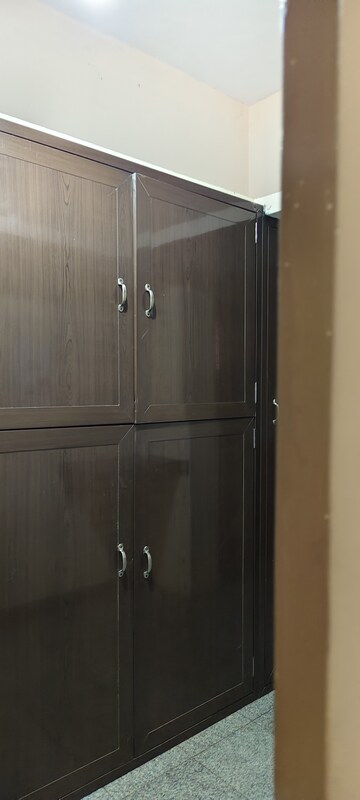 Furnished Amenities in 2 BHK Builder Floor at Indiranagar – for Rent