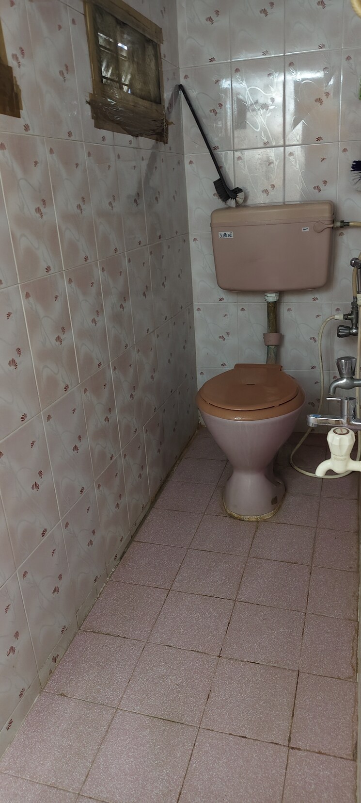 Bathroom, indiranagar 2 Bedroom 900 Sq.Ft. Builder Floor In Indiranagar Bangalore 9660299