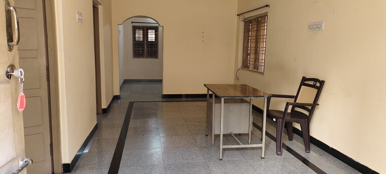 undefined, indiranagar 2 Bedroom 900 Sq.Ft. Builder Floor In Indiranagar Bangalore 9660299