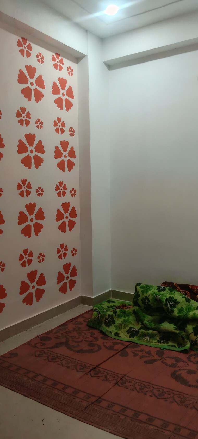 Room, sai-homes-sector-49 2 Bedroom 1100 Sq.Ft. Builder Floor In Sector 49 Noida 9660398