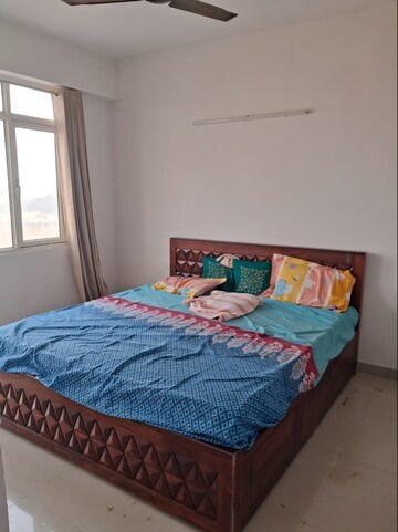 Bedroom in 2 BHK Apartment at Suncity Avenue 76, Sector 76 – for Sale