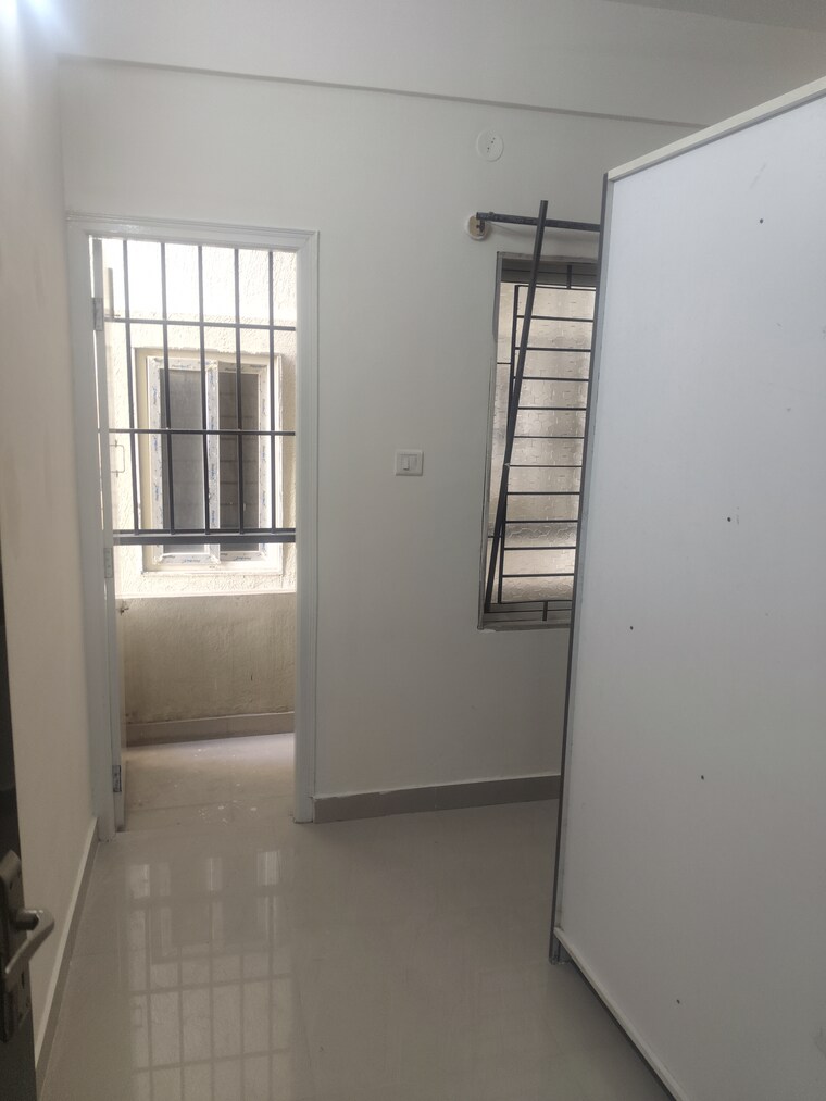 Room, krishna-residency-kadubeesanahalli 2 Bedroom 850 Sq.Ft. Apartment In Kadubeesanahalli Bangalore 9660421