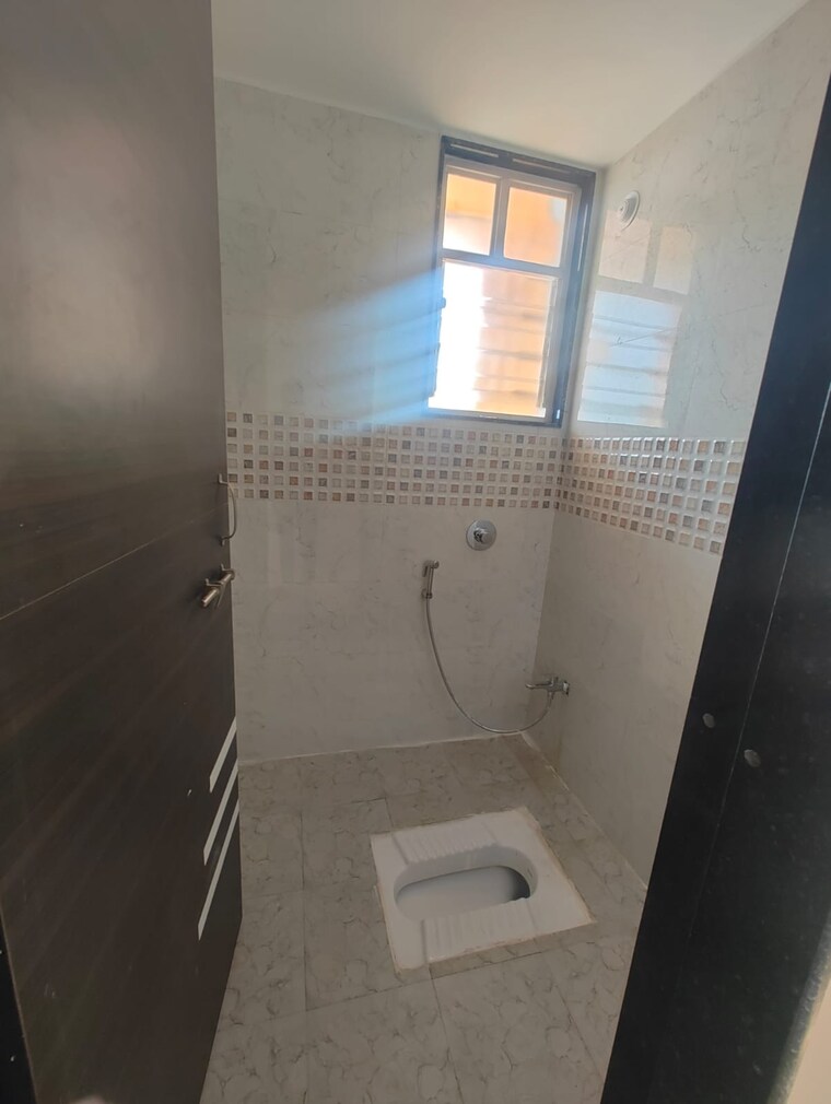 Bathroom, aurigaa-aryaban 1 Bedroom 580 Sq.Ft. Apartment In Kiwale Pune 9660422