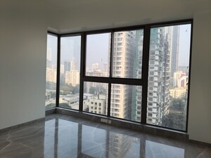 Room in 4 BHK Apartment at Prestige Jasdan Classic, Mahalaxmi – for Rent
